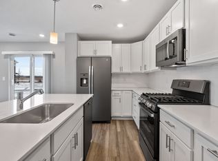 8104 150th Pl NW #100, Anoka, MN 55303