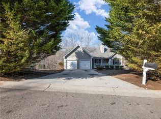 3379 Royal Oaks Dr, Gainesville, GA 30506