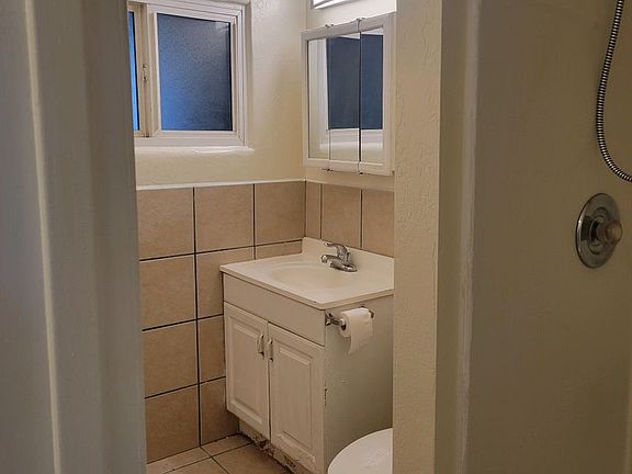 2nd image of 801 Louisiana Blvd SE APT 3