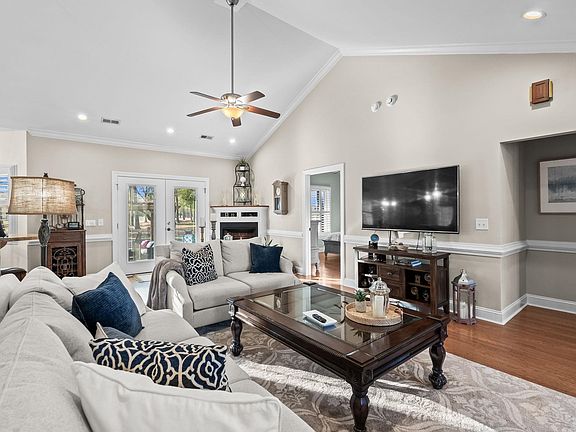 4th image of 112 Par Away Ct.