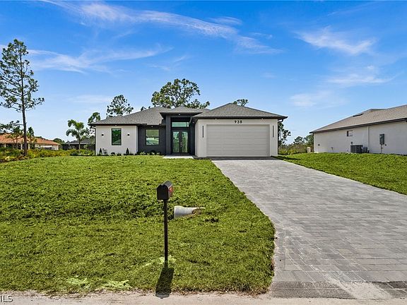 5th image of 938 Bolivia Dr