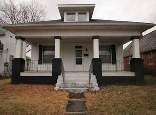 210 N Walnut St, Huntingburg, IN 47542