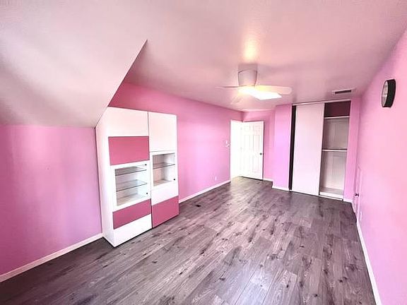 Bedroom on 3rd floor