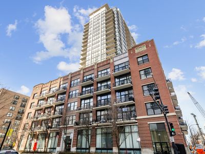 210 S Desplaines St APT 706, Chicago, IL, 60661