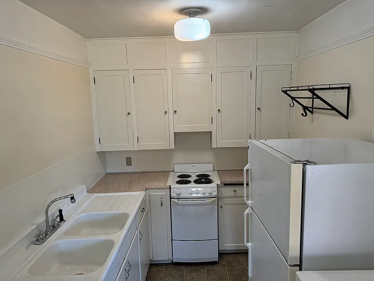 500 E 7th Ave #12 — Photo 6