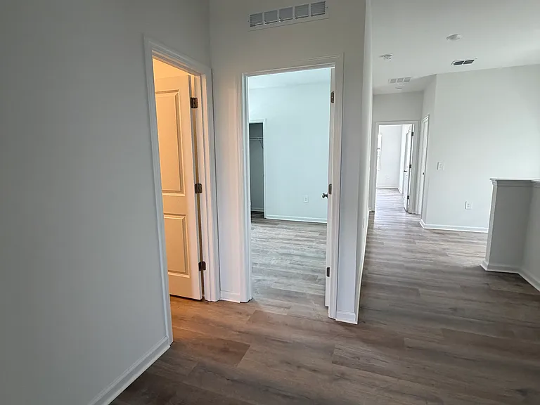5175 Loyalty Dr — Photo 39