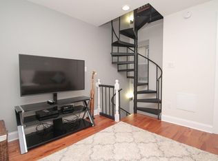 1010 Salter St, Philadelphia, PA 19147