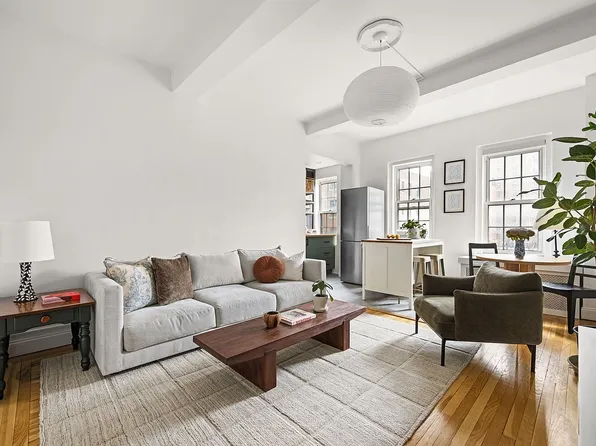 155 Henry St APT 4H, Brooklyn, NY 11201
