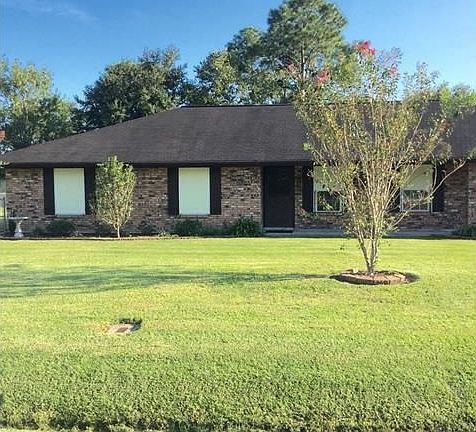 3rd image of 136 Pleasant Valley Dr