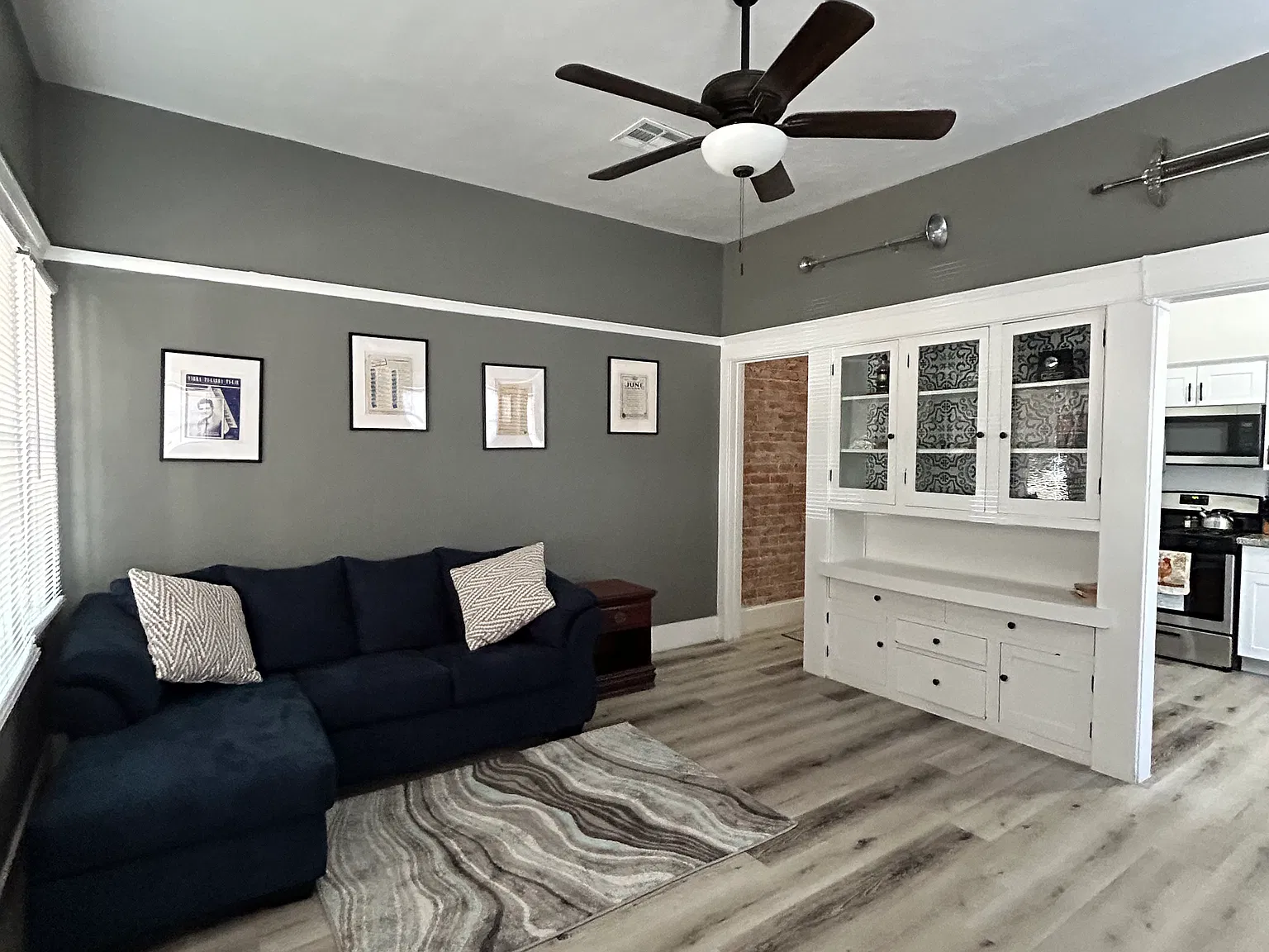 2 bed, $1,400 — Photo 2