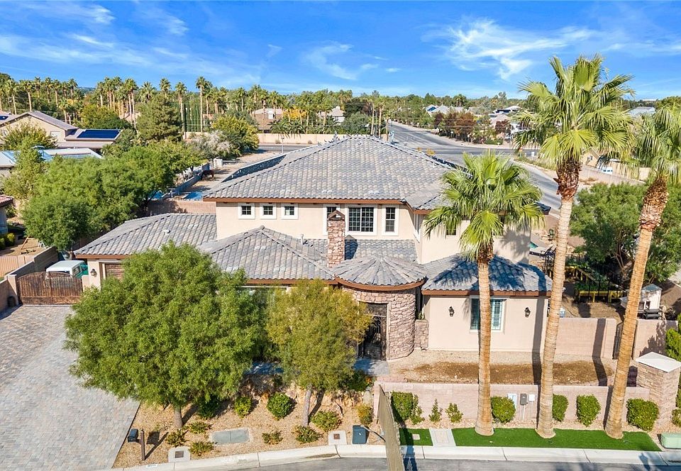 1st image of 8010 Palm Cove Ct