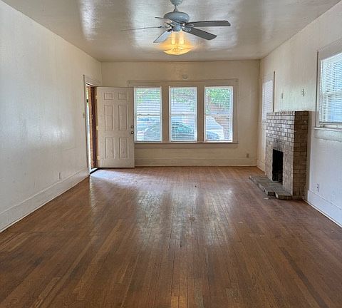 4th image of 2216 15th St #A