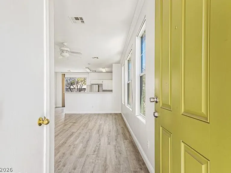 2520 Bottle Palm Ct — Photo 3