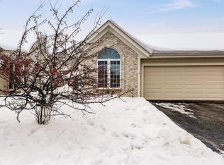 1528 Quietwood Ln, West Bend, WI 53090