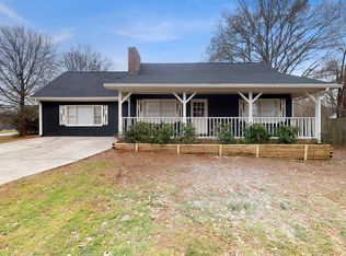 4943 Janet Way, Powder Springs, GA 30127