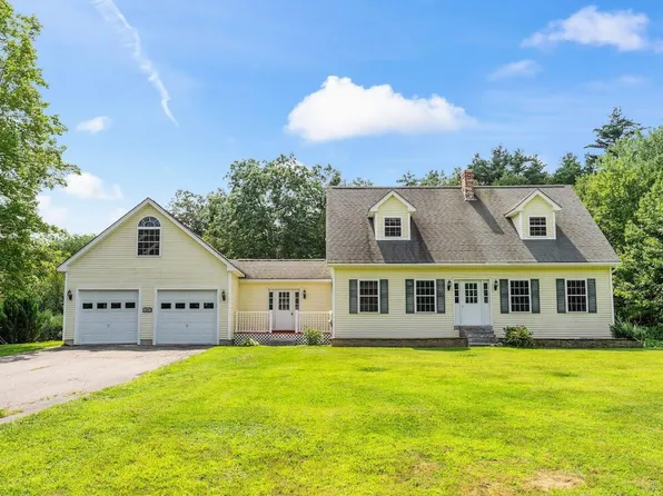 29 Julian Lane, Windsor, ME 04363