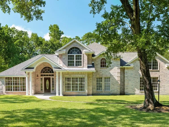 10514 Crestwater Cir, Magnolia, TX 77354