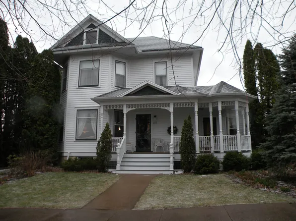 221 Prospect St, Bloomington, WI 53804