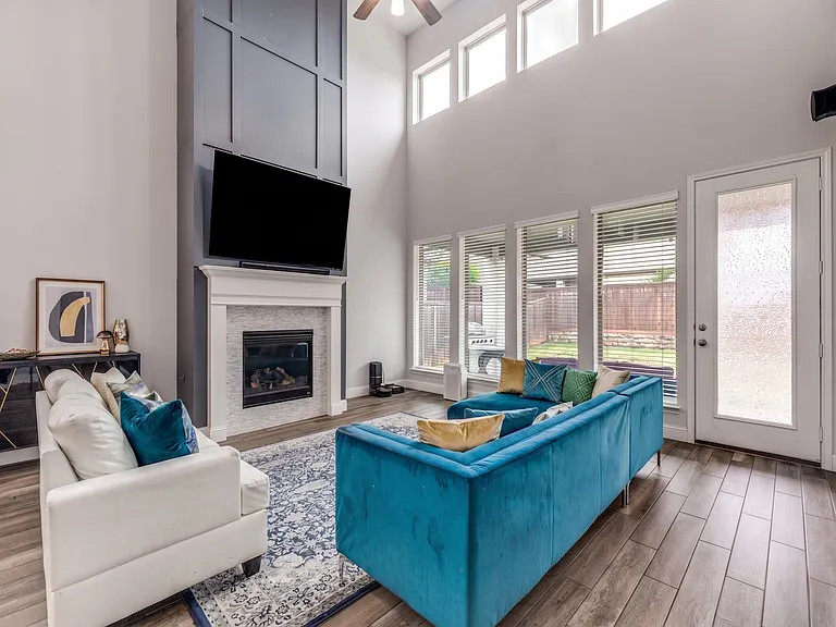 820 Manchester Ave — Photo 14