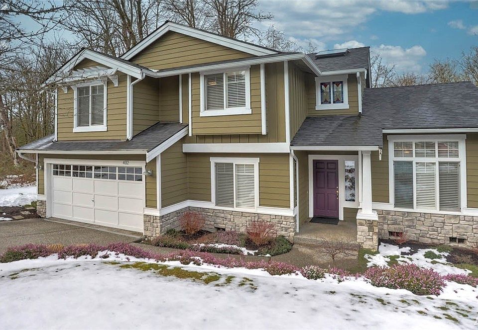 1st image of 402 NE 20th St