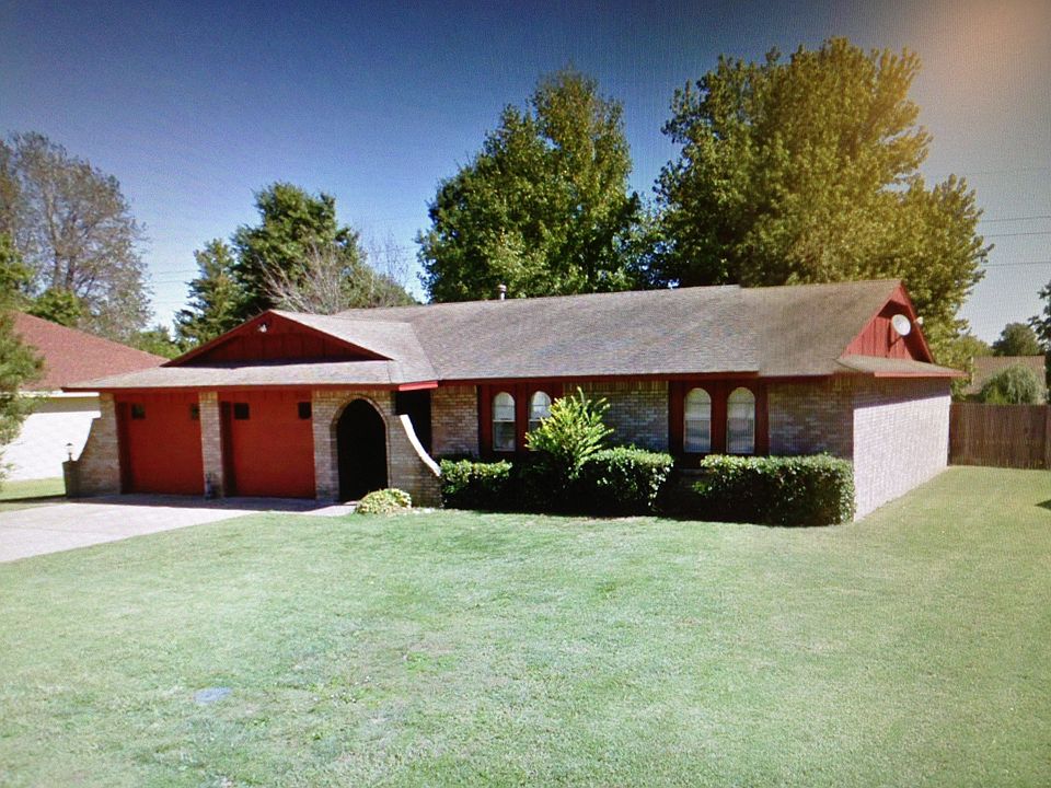 1st image of 1306 Parkland Ave