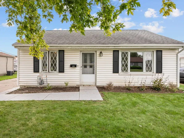 416 4th St E, Milan, IL 61264