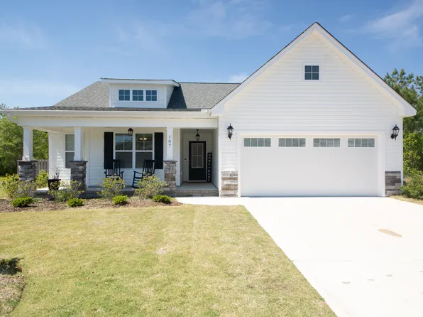 107 Prescott Cir, Sneads Ferry, NC 28460