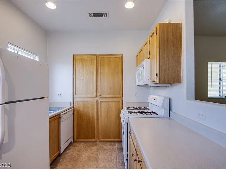 1521 Ruby Cliffs Ln #203 — Photo 8