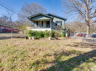 717 Donaldson Rd, Chattanooga, TN 37412