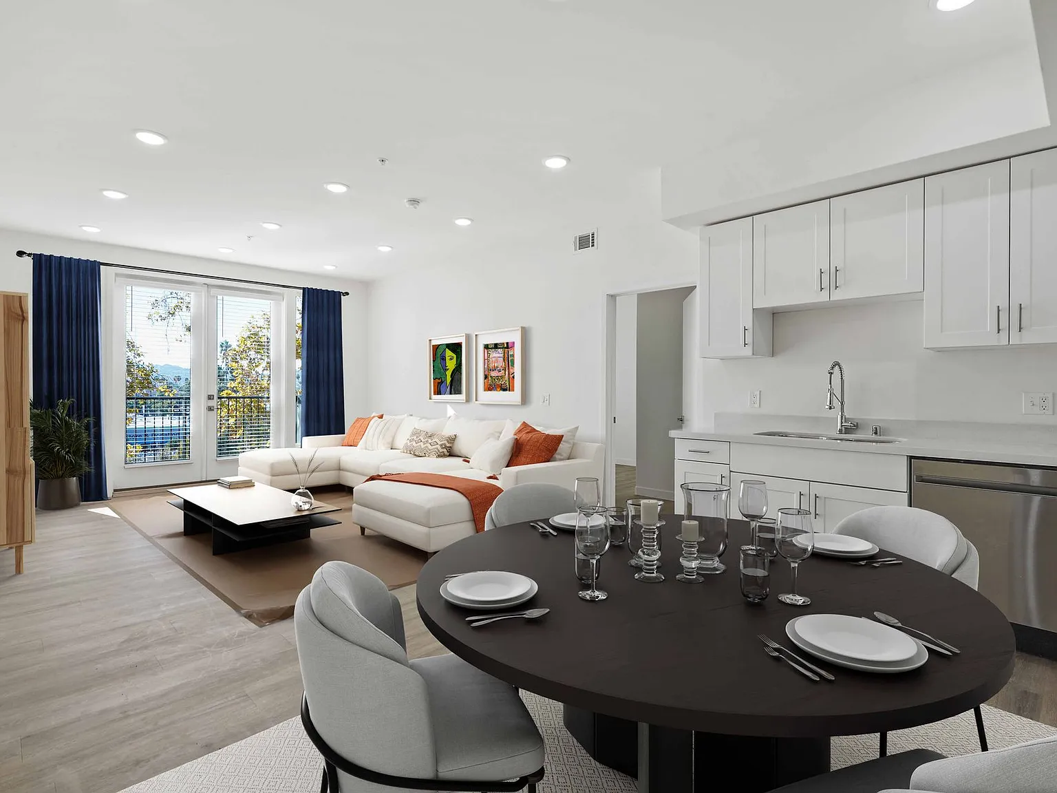 14541 Gilmore St Apartments — Photo 4