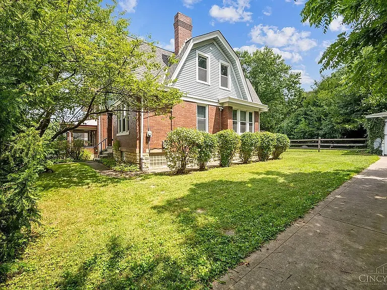 2964 Deckebach Ave — Photo 28