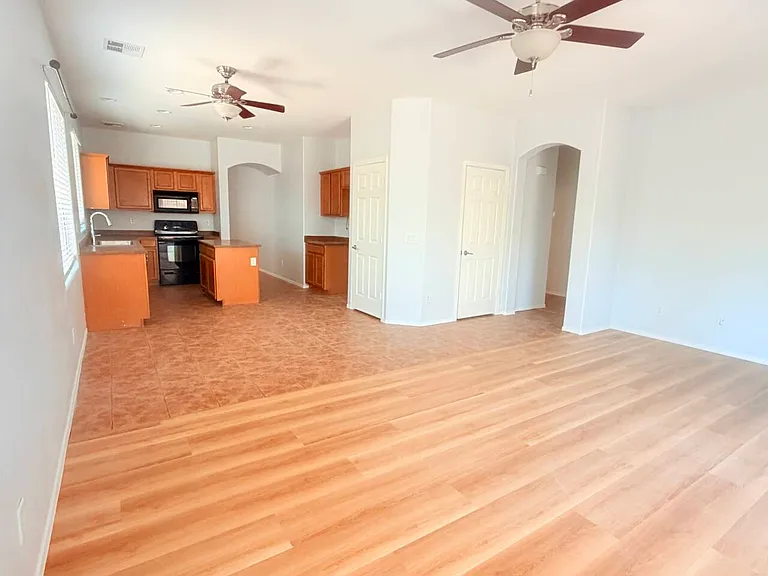 3907 S Marigold Way — Photo 9