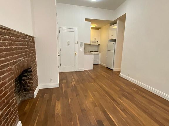 2nd image of 57 W 70th St APT 2A
