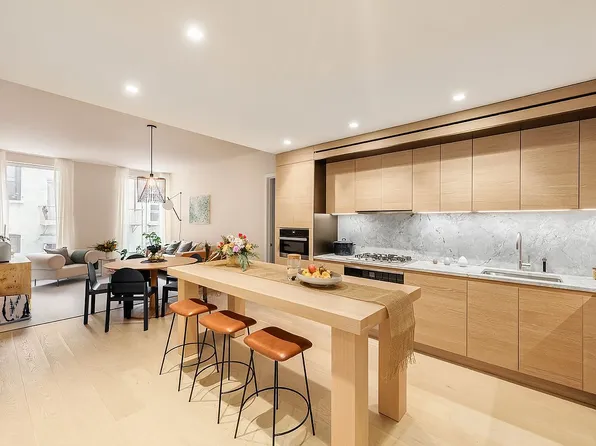 215 W 28th St APT 9C, New York, NY 10001