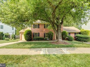 8715 Postoak Rd, Rockville, MD 20854