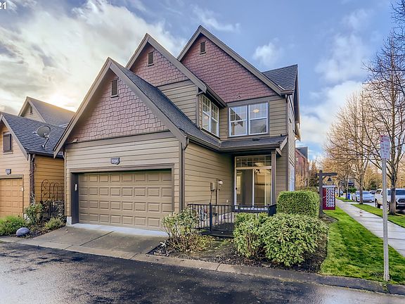2nd image of 7266 NE Stoneybrook St