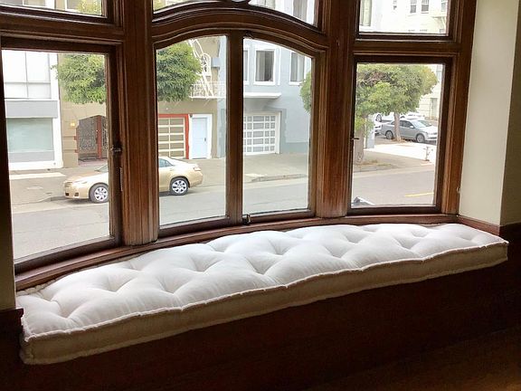 5th image of 3819 Divisadero St APT 2