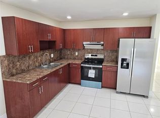 3580 NW 110th Ln, Coral Springs, FL 33065