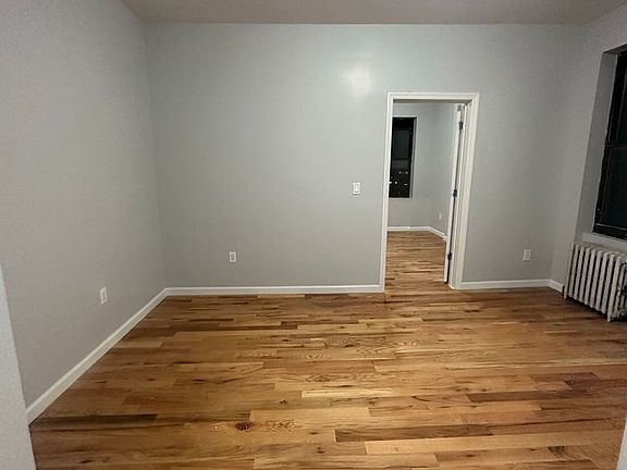 5th image of 3604 Park Ave #4E