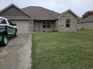 1505 Rehoboth Dr, Searcy, AR 72143