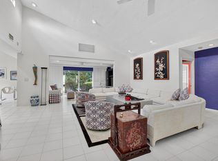 20432 Woodbridge Ln, Boca Raton, FL 33434