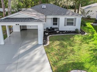 724 Glen Oaks Dr, Leesburg, FL 34748