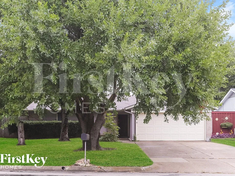 604 Circleview Dr
