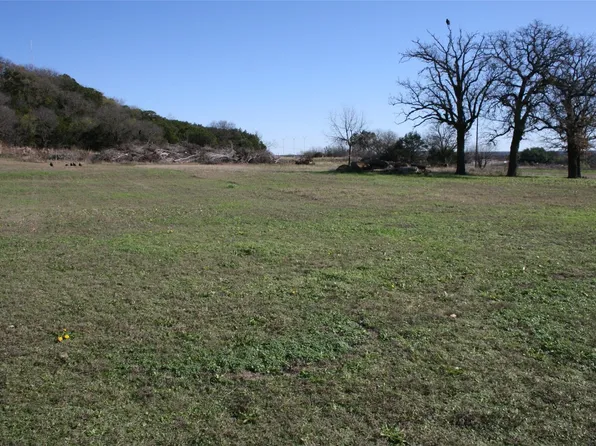 600 Holly Hill Rd, Mineral Wells, TX 76067