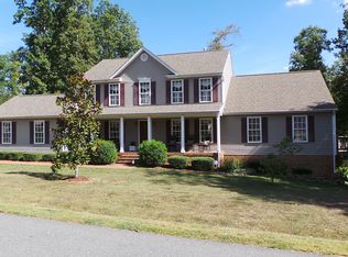 4106 Parapet Ct, Fredericksburg, VA 22408