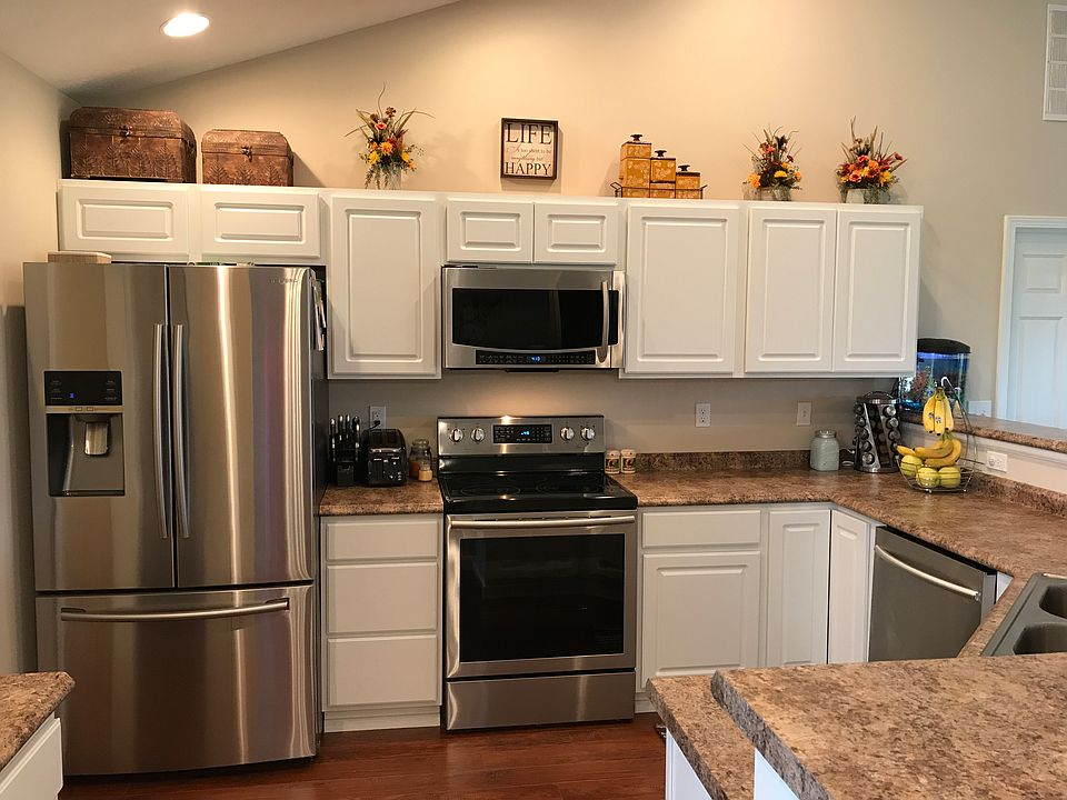 1st image of 1049 Willow Bend Dr