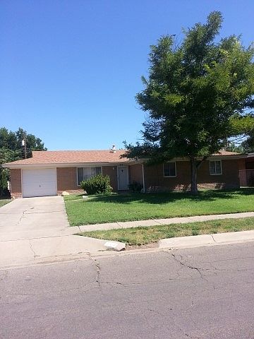 1st image of 111 E. Bonney