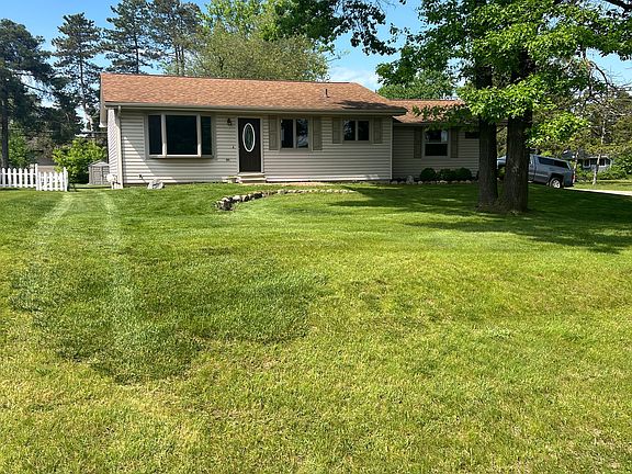 3rd image of 2140 W Drahner Rd