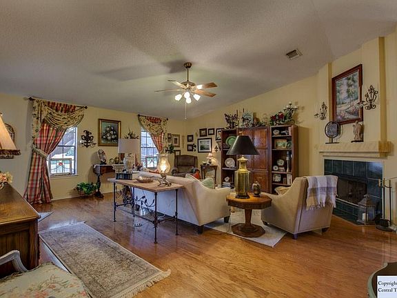 5th image of 11310 Woodridge Frst