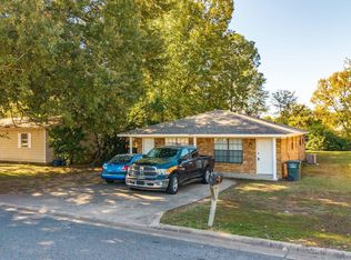 207 S Center St, Conway, AR 72034